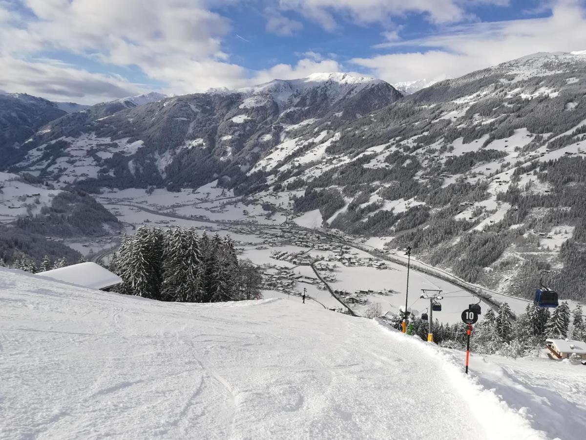 Ferienwohnung Zillertaler Alpenblick Цел ам Цилер Екстериор снимка