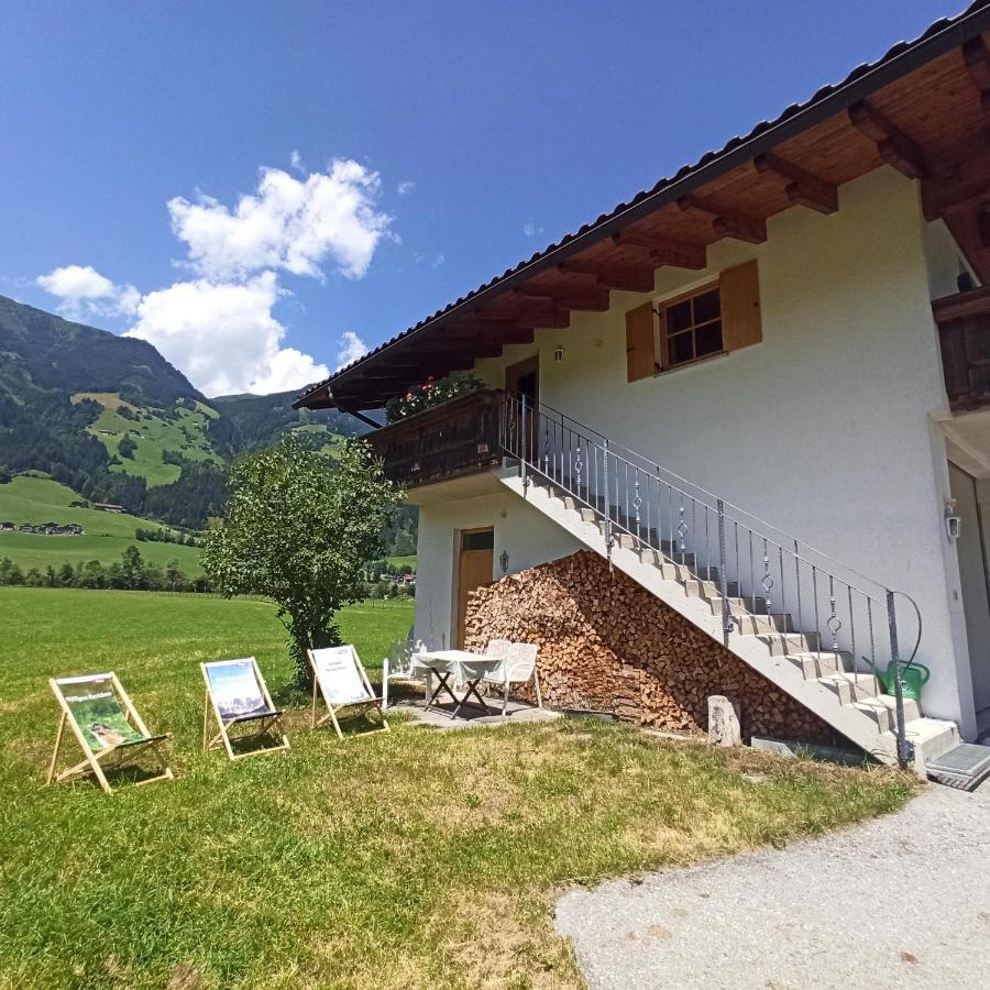 Ferienwohnung Zillertaler Alpenblick Цел ам Цилер Екстериор снимка